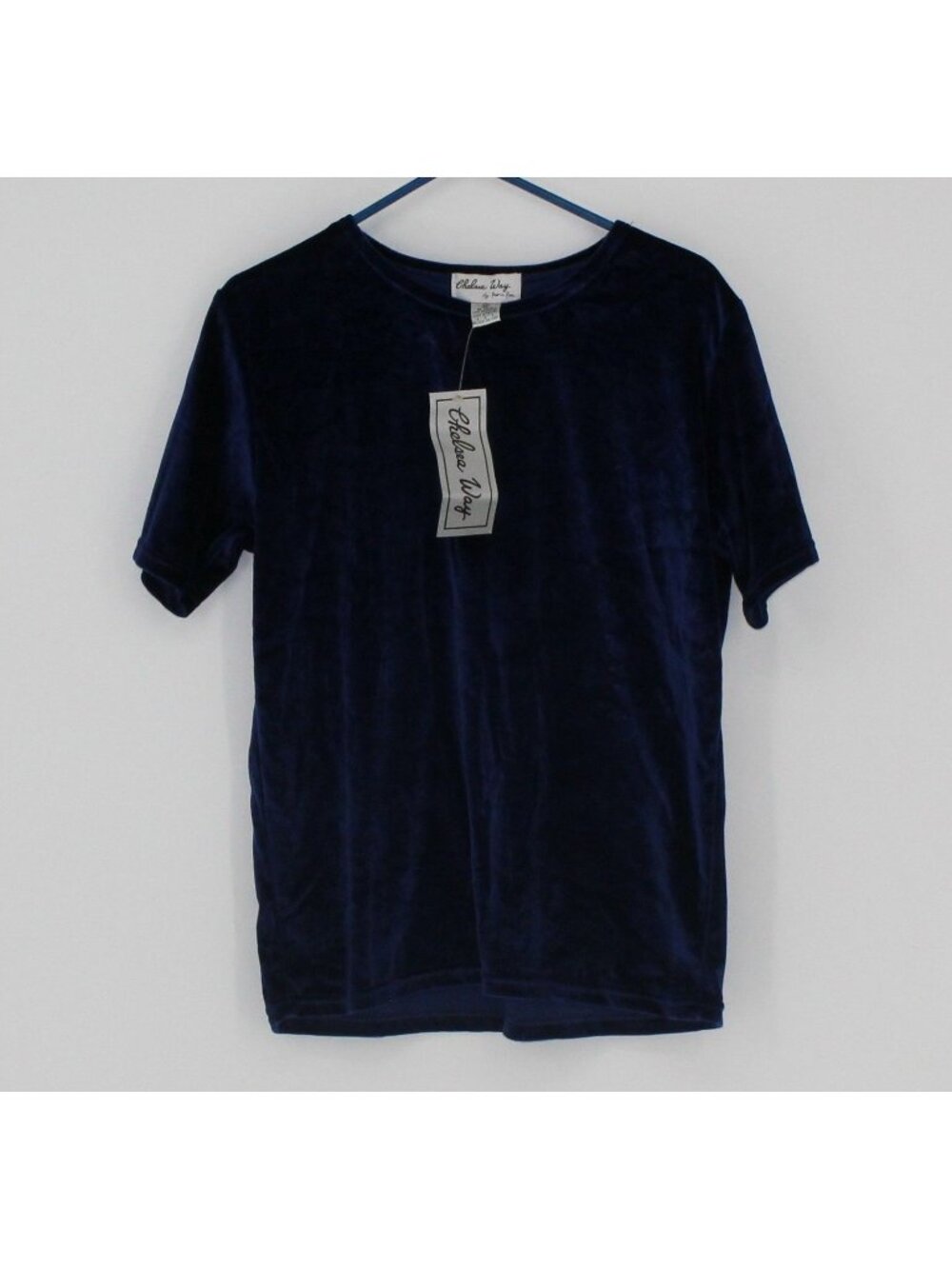 NEW Chelsea Way Navy Blue Velvet Short-Sleeve T-Shirt Medium 100% Polyester